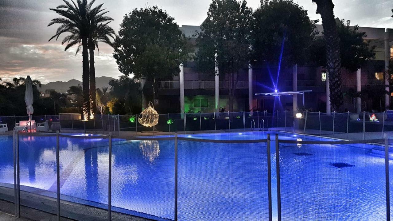 Апартаменты דירת גן פונה לבריכה - Pool Garden View Эйлат Экстерьер фото